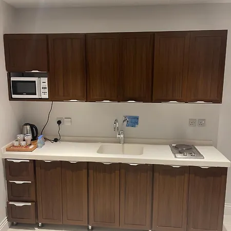 حيات الفرسان الفندقية Al Qurayyat Exterior photo