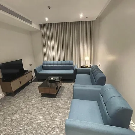 حيات الفرسان الفندقية Al Qurayyat Exterior photo