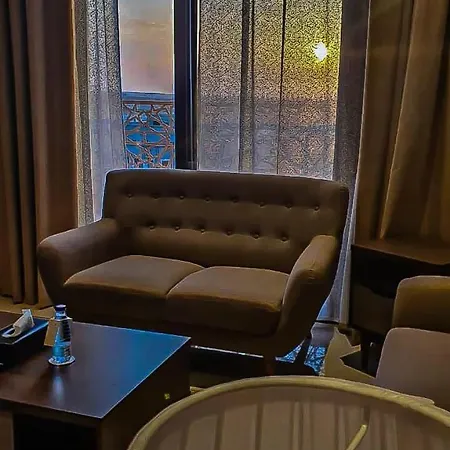 حيات الفرسان الفندقية Al Qurayyat Exterior photo