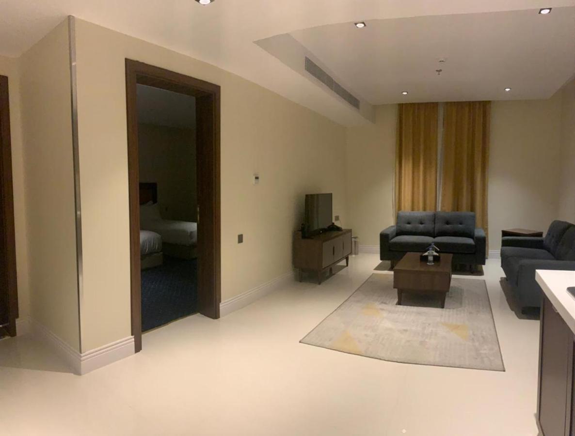 حيات الفرسان الفندقية 4*