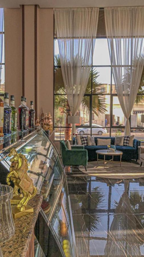حيات الفرسان الفندقية 4*